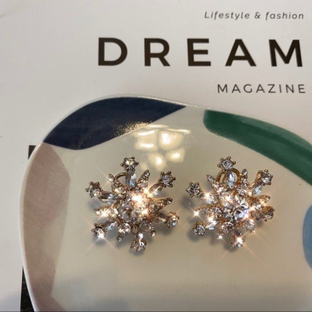 Diamond Snowflake Stud Earrings